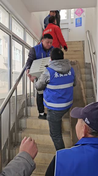 为什么大件家具不建议自己搬？专业团队强在哪2